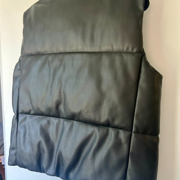Calvin Klein Black Puffer Vest Size L - Picture 4 of 6